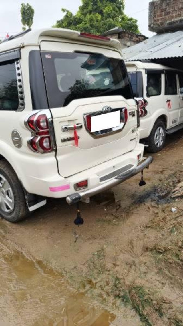 Second-hand 2017 Mahindra Scorpio S4 Plus for sale in Munger-1