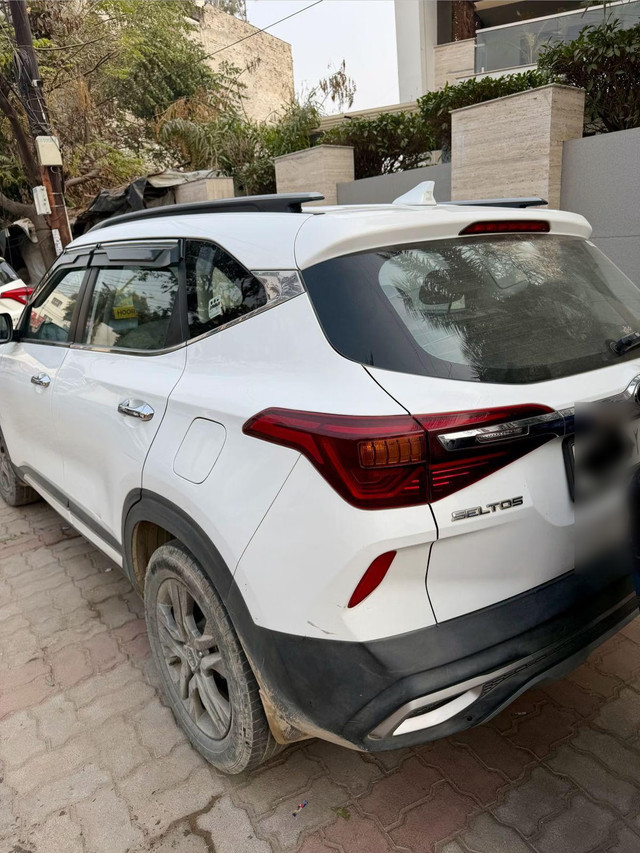 Second-hand 2021 Kia Seltos HTX IVT G for sale in Lucknow-1