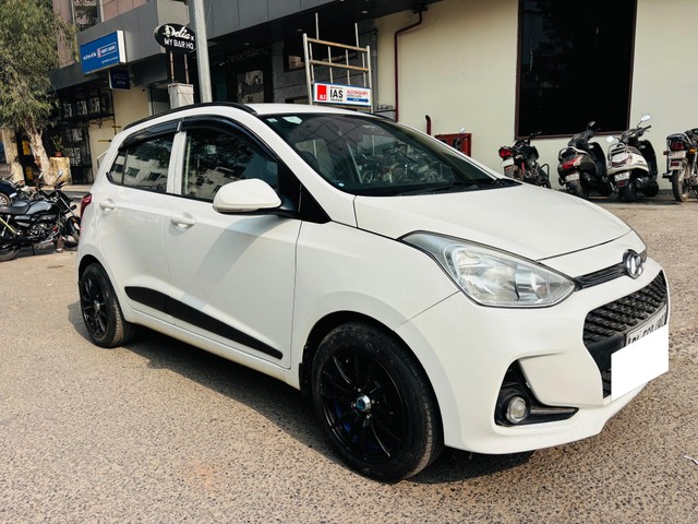 Second-hand 2018 Hyundai Grand i10 1.2 CRDi Sportz for sale in New Delhi-5