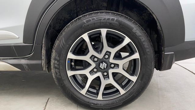 Second-hand 2022 Maruti XL6 Alpha Plus AT for sale in Chennai-19