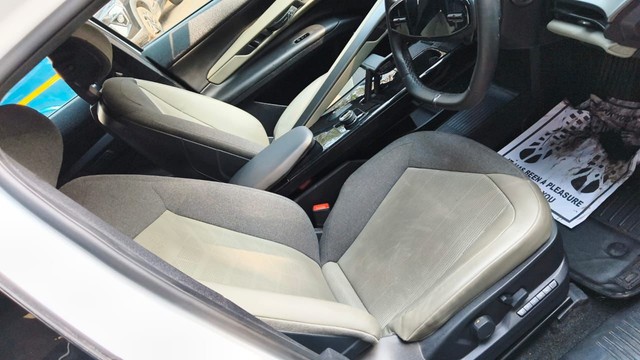 Second-hand 2025 Mahindra BE 6 Pack Three Select for sale in Mumbai-4