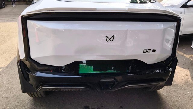 Second-hand 2025 Mahindra BE 6 Pack Three Select for sale in Mumbai-2