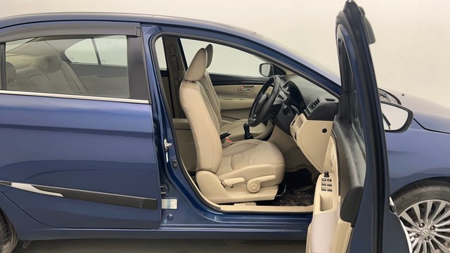 Second-hand 2017 Maruti Ciaz Petrol for sale in Kolkata-15