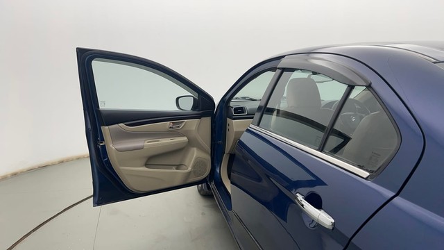 Second-hand 2017 Maruti Ciaz Petrol for sale in Kolkata-35