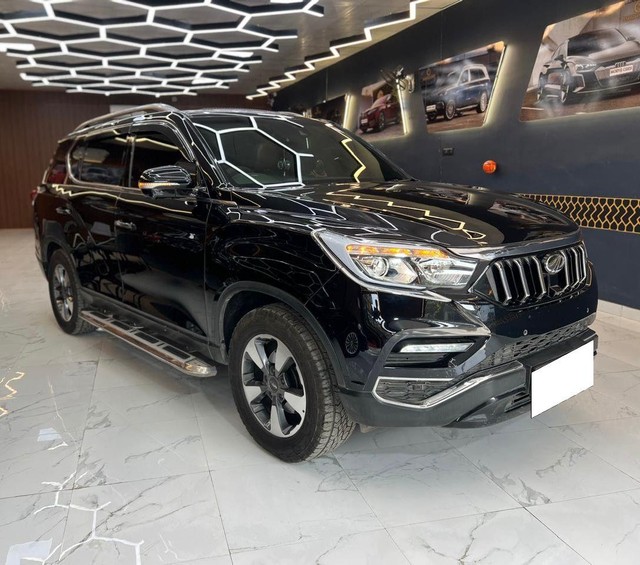 Second-hand 2019 Mahindra Alturas G4 4X4 AT BSIV for sale in Thane-10