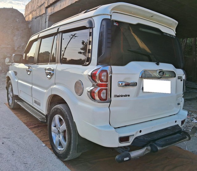 Second-hand 2018 Mahindra Scorpio S11 BSIV for sale in Darjeeling-9
