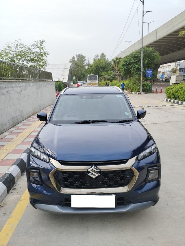 Second-hand 2024 Maruti Grand Vitara Alpha Plus Hybrid CVT for sale in New Delhi-7