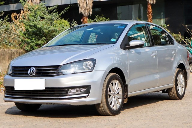 Second-hand 2017 Volkswagen Vento 1.2 TSI Highline AT for sale in New Delhi-4