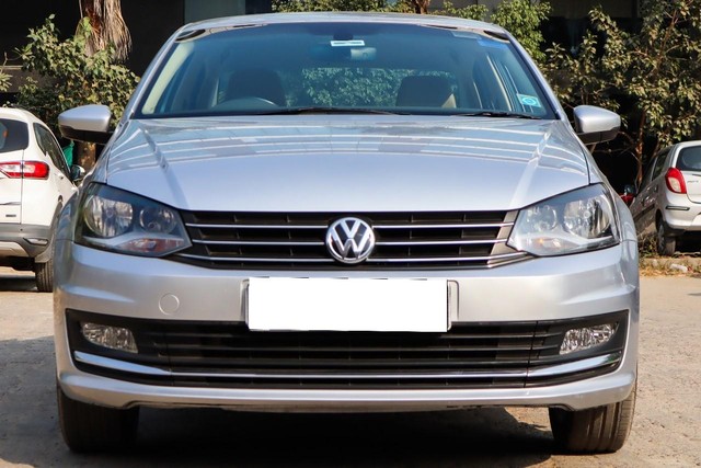 Second-hand 2017 Volkswagen Vento 1.2 TSI Highline AT for sale in New Delhi-0