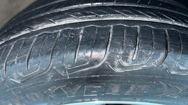 Second-hand 2014 Toyota Corolla Altis Petrol LE for sale in Gurgaon-24