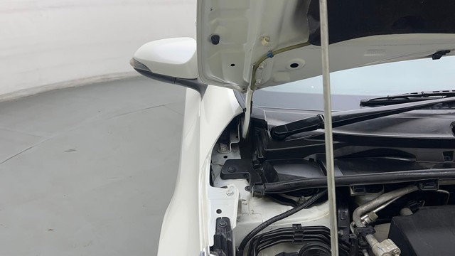 Second-hand 2014 Toyota Corolla Altis Petrol LE for sale in Gurgaon-39