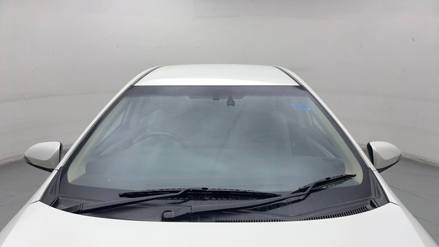 Second-hand 2014 Toyota Corolla Altis Petrol LE for sale in Gurgaon-10