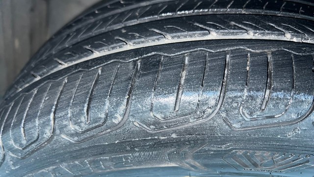 Second-hand 2014 Toyota Corolla Altis Petrol LE for sale in Gurgaon-30