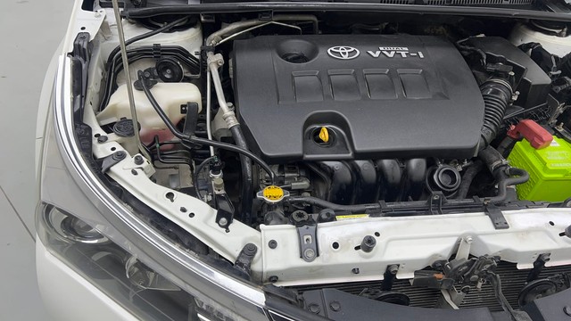 Second-hand 2014 Toyota Corolla Altis Petrol LE for sale in Gurgaon-35