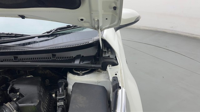 Second-hand 2014 Toyota Corolla Altis Petrol LE for sale in Gurgaon-36