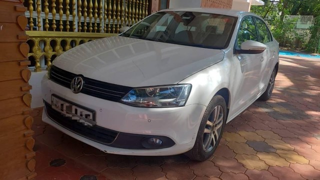 Second-hand 2014 Volkswagen Jetta 2.0L TDI Comfortline for sale in Kannur-2