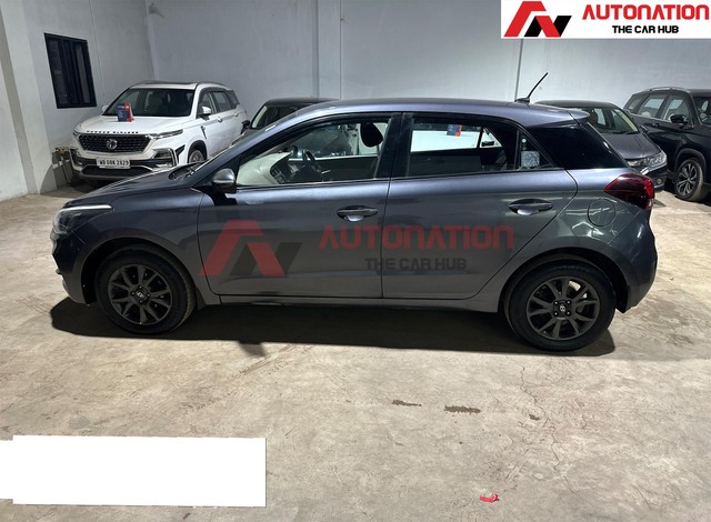 Second-hand 2018 Hyundai i20 1.2 Asta for sale in Kolkata-6