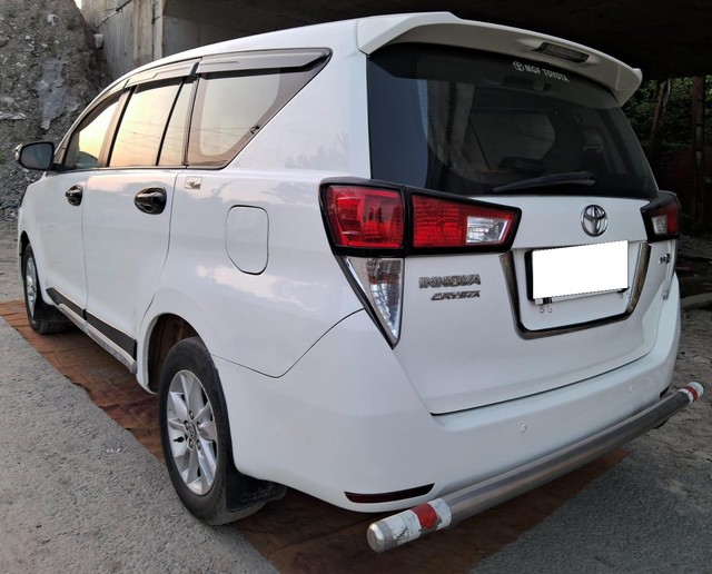 Second-hand 2019 Toyota Innova Crysta 2.4 G Plus MT BSIV for sale in Darjeeling-9