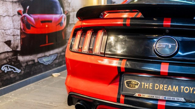 Second-hand 2017 Ford Mustang V8 for sale in New Delhi-1