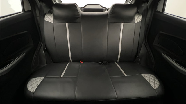 Second-hand 2018 Ford Figo Trend for sale in Chandigarh-24