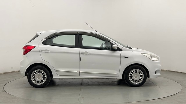 Second-hand 2018 Ford Figo Trend for sale in Chandigarh-2
