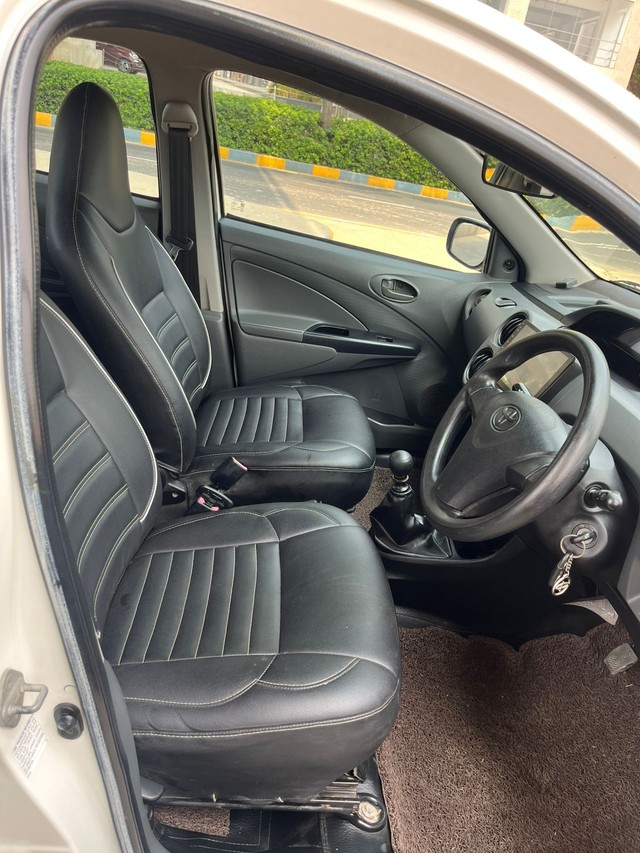 Second-hand 2012 Toyota Etios GD for sale in Ahmedabad-7