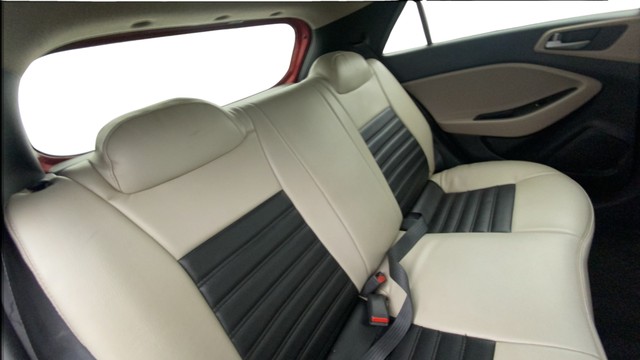 Second-hand 2018 Hyundai i20 Petrol CVT Magna Executive for sale in Chennai-16