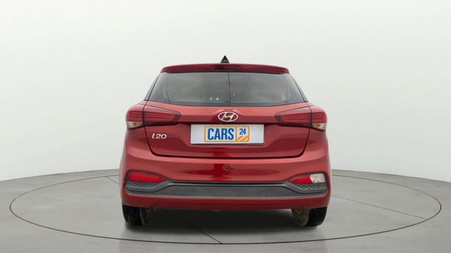 Second-hand 2018 Hyundai i20 Petrol CVT Magna Executive for sale in Chennai-3