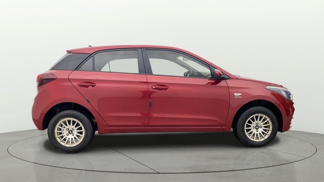 Second-hand 2018 Hyundai i20 Petrol CVT Magna Executive for sale in Chennai-1