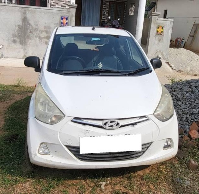 Hyundai EON Magna Second-hand 2012 Hyundai EON Magna for sale in Tiruvannamalai-0