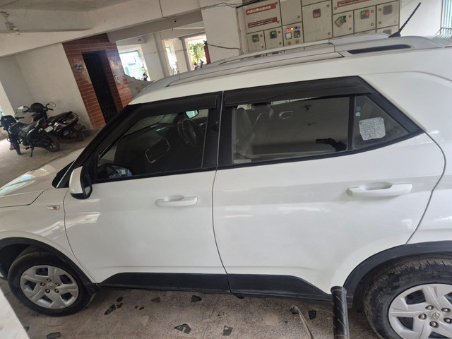 Second-hand 2020 Hyundai Venue S BSIV for sale in Samastipur-2