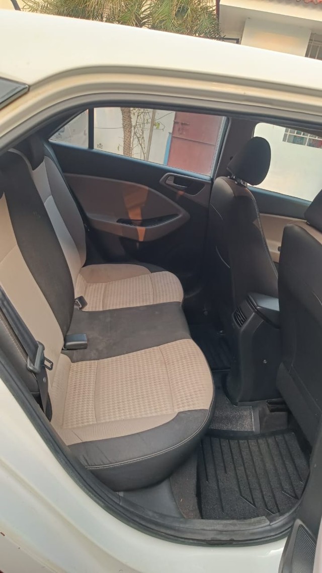 Second-hand 2018 Hyundai i20 1.4 Asta for sale in Coimbatore-12