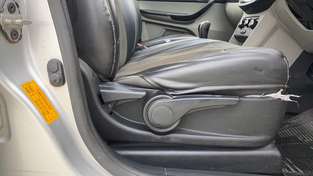 Second-hand 2016 Tata Tiago 1.2 Revotron XZ for sale in Thane-18