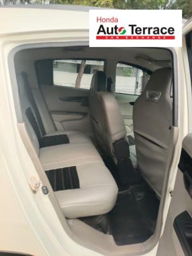 Second-hand 2017 Mahindra KUV 100 NXT D75 K6 Plus for sale in Pondicherry-12