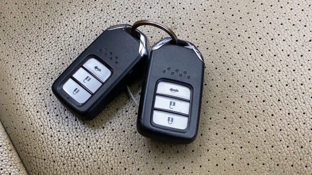 Second-hand 2019 Honda City i-VTEC CVT ZX for sale in Ahmedabad-21