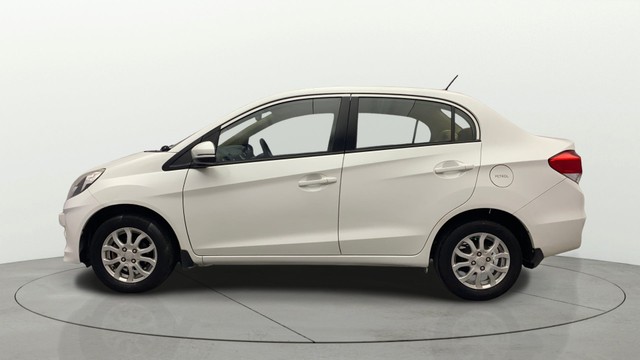 Second-hand 2015 Honda Amaze VX i-Vtech for sale in Kochi-5