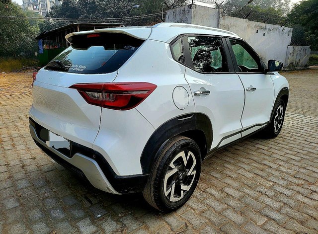 Second-hand 2022 Nissan Magnite Turbo CVT XV BSVI for sale in New Delhi-4