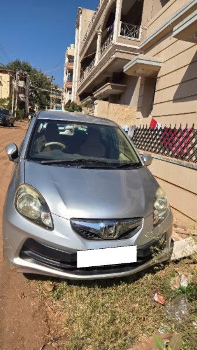 Second-hand 2012 Honda Brio S Option MT for sale in Bidar-2