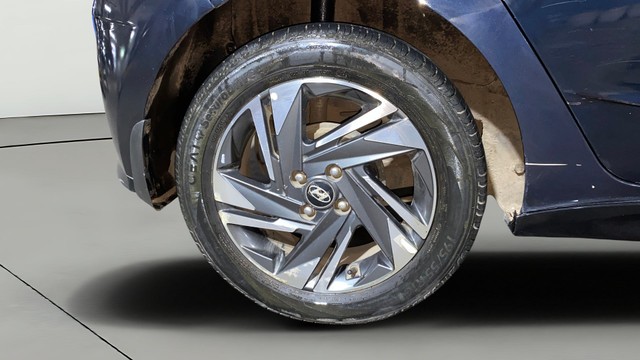 Second-hand 2023 Hyundai i20 Asta for sale in Kolkata-25