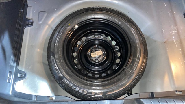 Second-hand 2023 Hyundai i20 Asta for sale in Kolkata-28