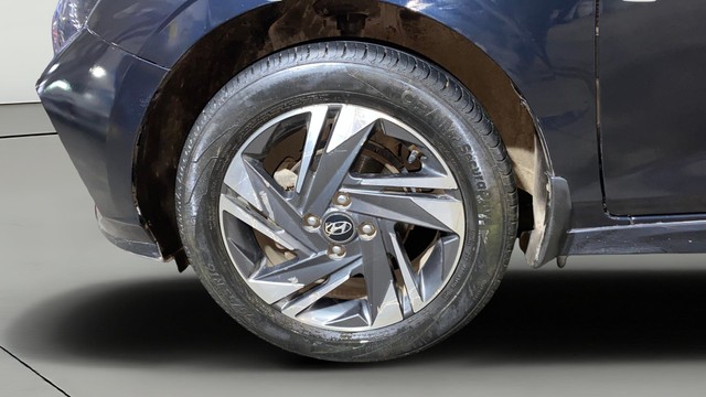 Second-hand 2023 Hyundai i20 Asta for sale in Kolkata-26