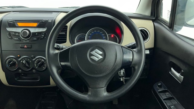 Second-hand 2018 Maruti Wagon R VXI for sale in Ahmedabad-37
