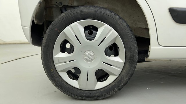 Second-hand 2018 Maruti Wagon R VXI for sale in Ahmedabad-18