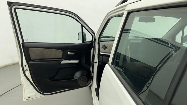 Second-hand 2015 Maruti Wagon R LXI BSVI for sale in Ahmedabad-28
