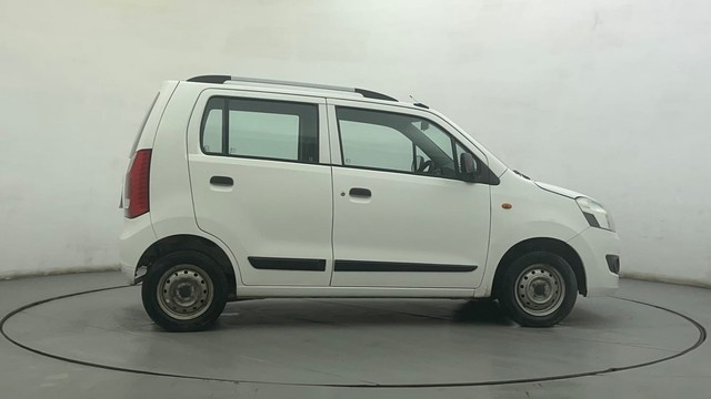 Second-hand 2015 Maruti Wagon R LXI BSVI for sale in Ahmedabad-2