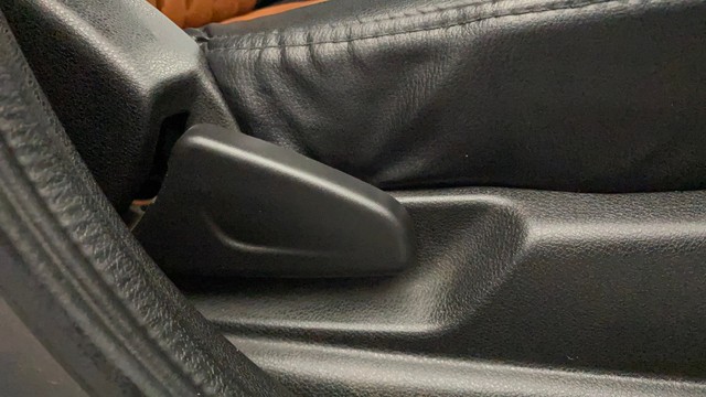 Second-hand 2018 Renault KWID Climber 1.0 MT for sale in Kochi-18