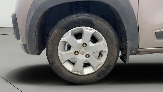 Second-hand 2018 Renault KWID Climber 1.0 MT for sale in Kochi-25