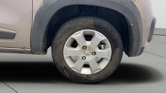 Second-hand 2018 Renault KWID Climber 1.0 MT for sale in Kochi-23