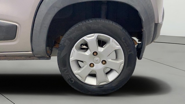 Second-hand 2018 Renault KWID Climber 1.0 MT for sale in Kochi-26