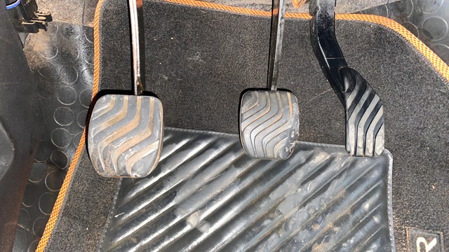 Second-hand 2018 Renault KWID Climber 1.0 MT for sale in Kochi-14